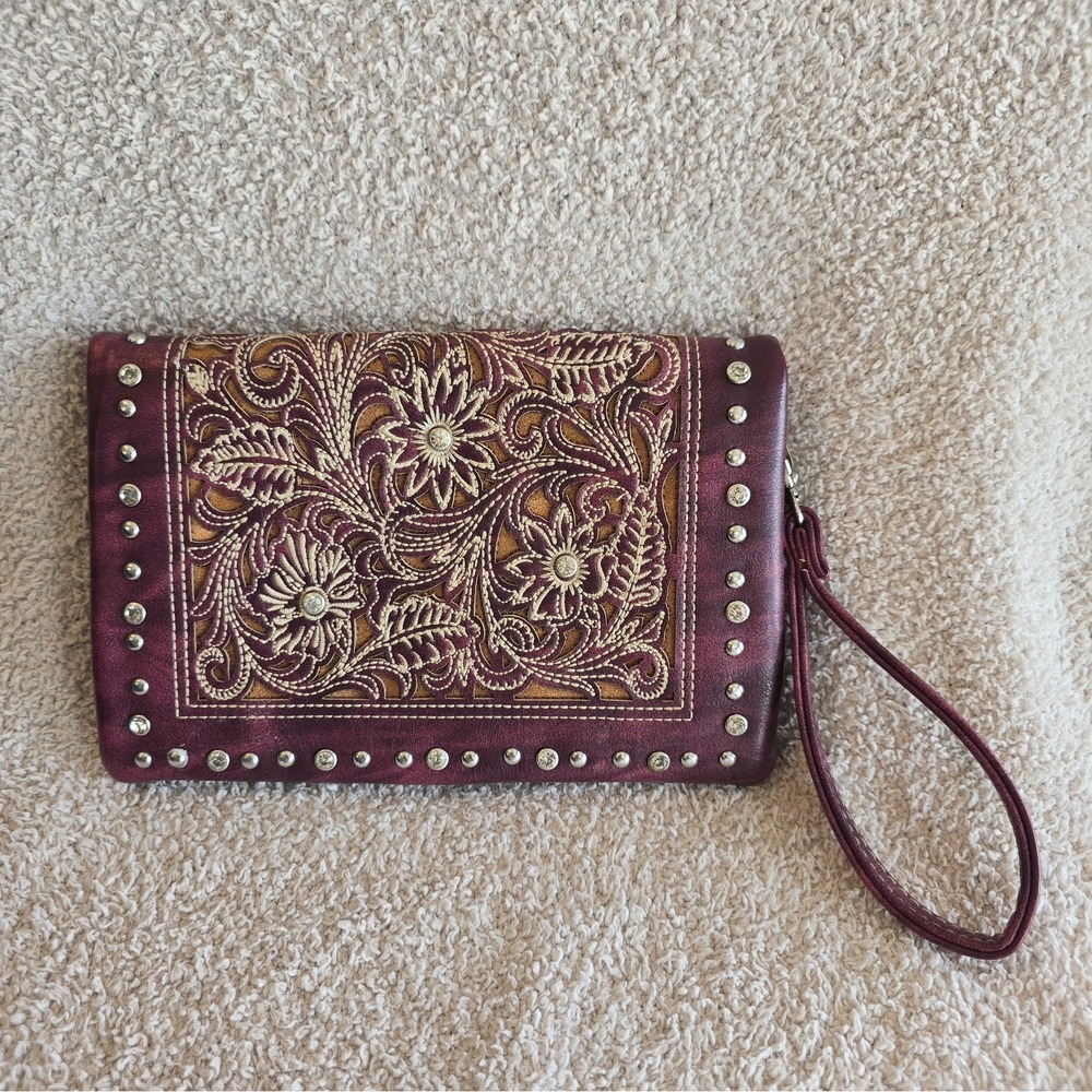 P & G Western Floral Embroidered Wristlet Wallet Clutch Studded Rhinestones